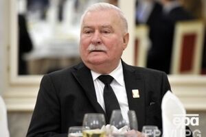 Валенса уверен, что России не устоять против Запада