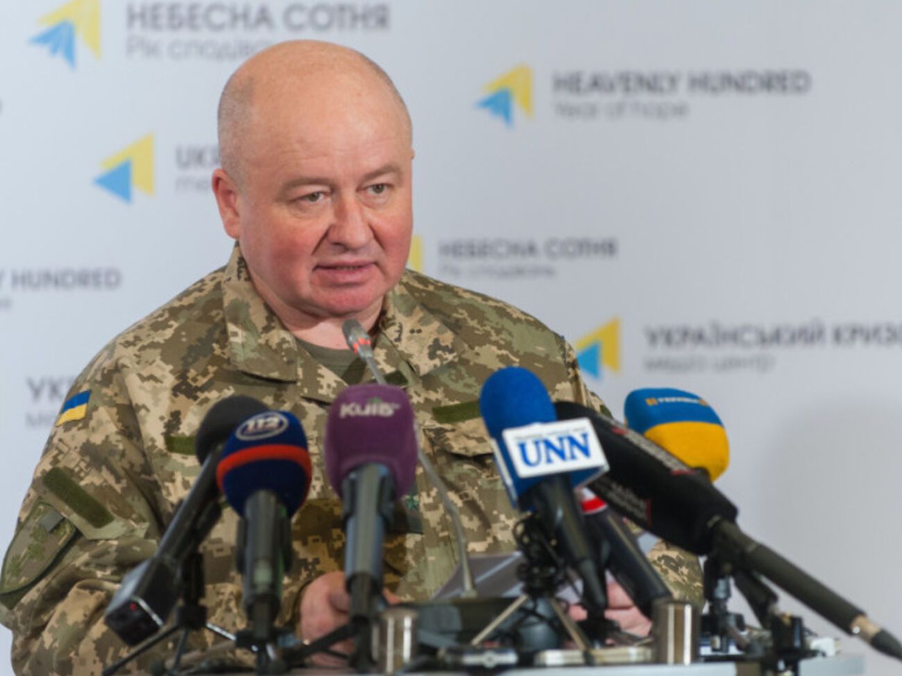 Валентин Федичев сообщил, что боевики прячут танки, "Грады", "Гвоздики" и гаубицы на территории горловских предприятий