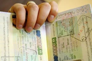 Упрощение визового режима для граждан Украины будет действовать до 31 декабря 2015 года