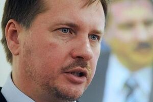 Чорновил: Я не вижу серьезных экономических оснований для войны между олигархами