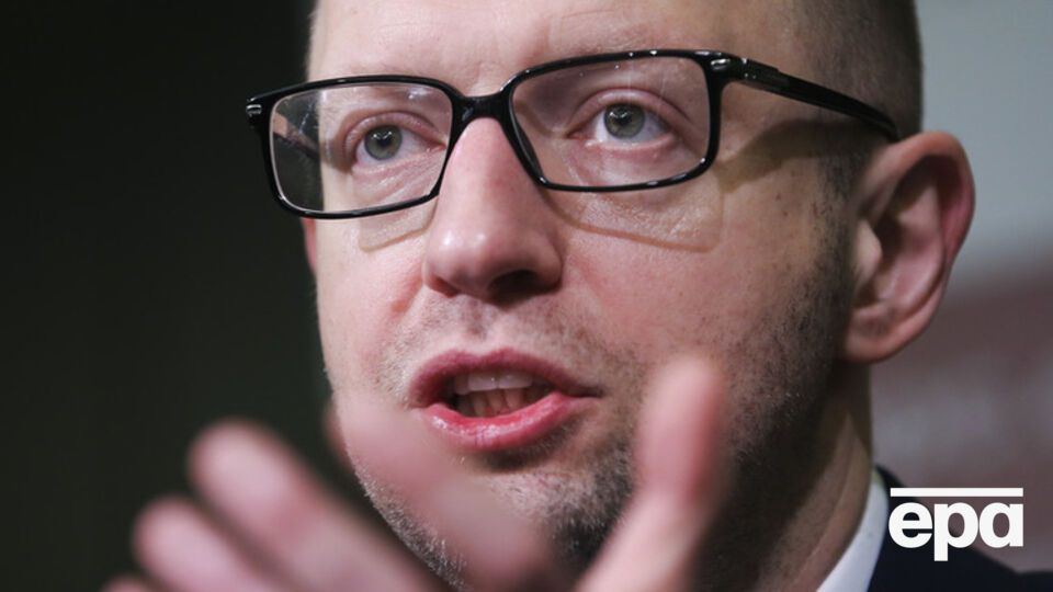 Яценюк: МИД готовит обращение в Гаагский трибунал