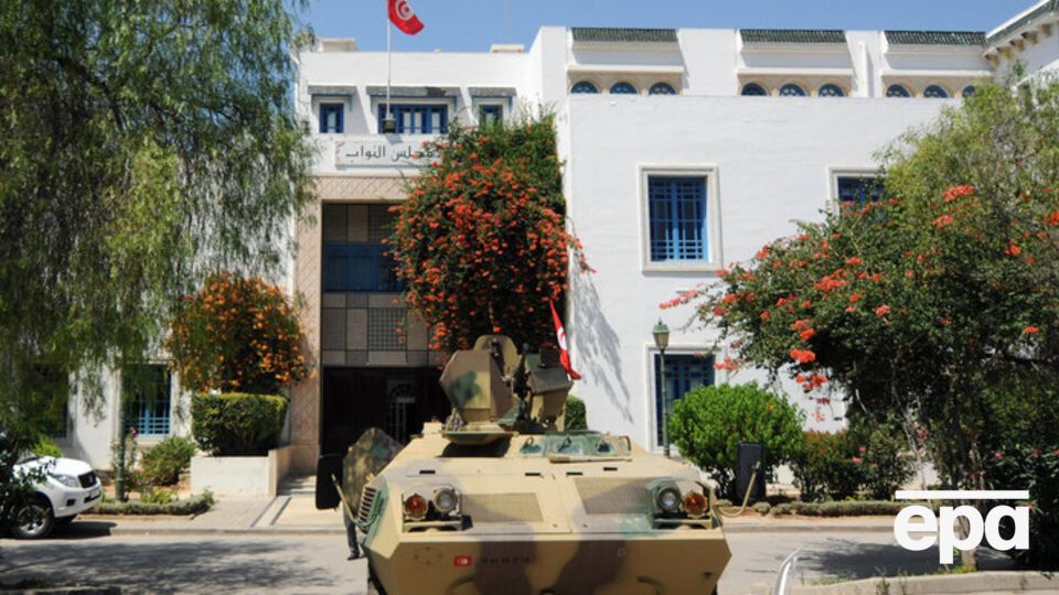 На парламент Туниса напали