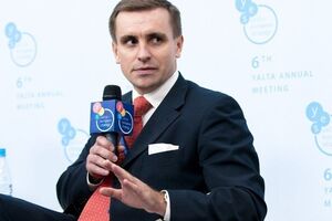 Константин Елисеев передал ЕС обращение украинских депутатов с призывом ввести на Донбасс миротворческий контингент