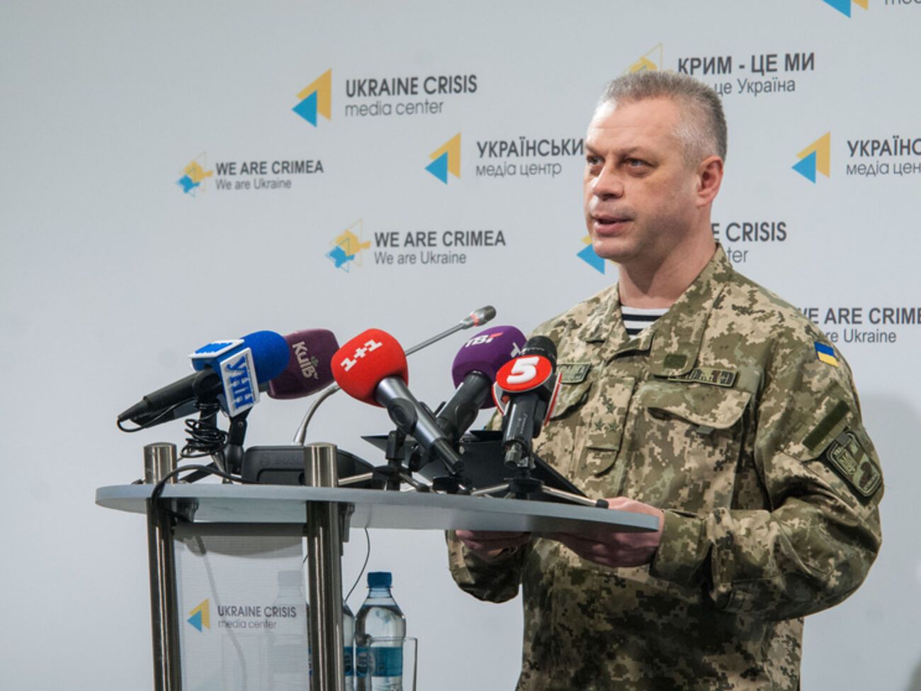 Андрей Лысенко сообщил, что на Донбассе боевики отказываются воевать