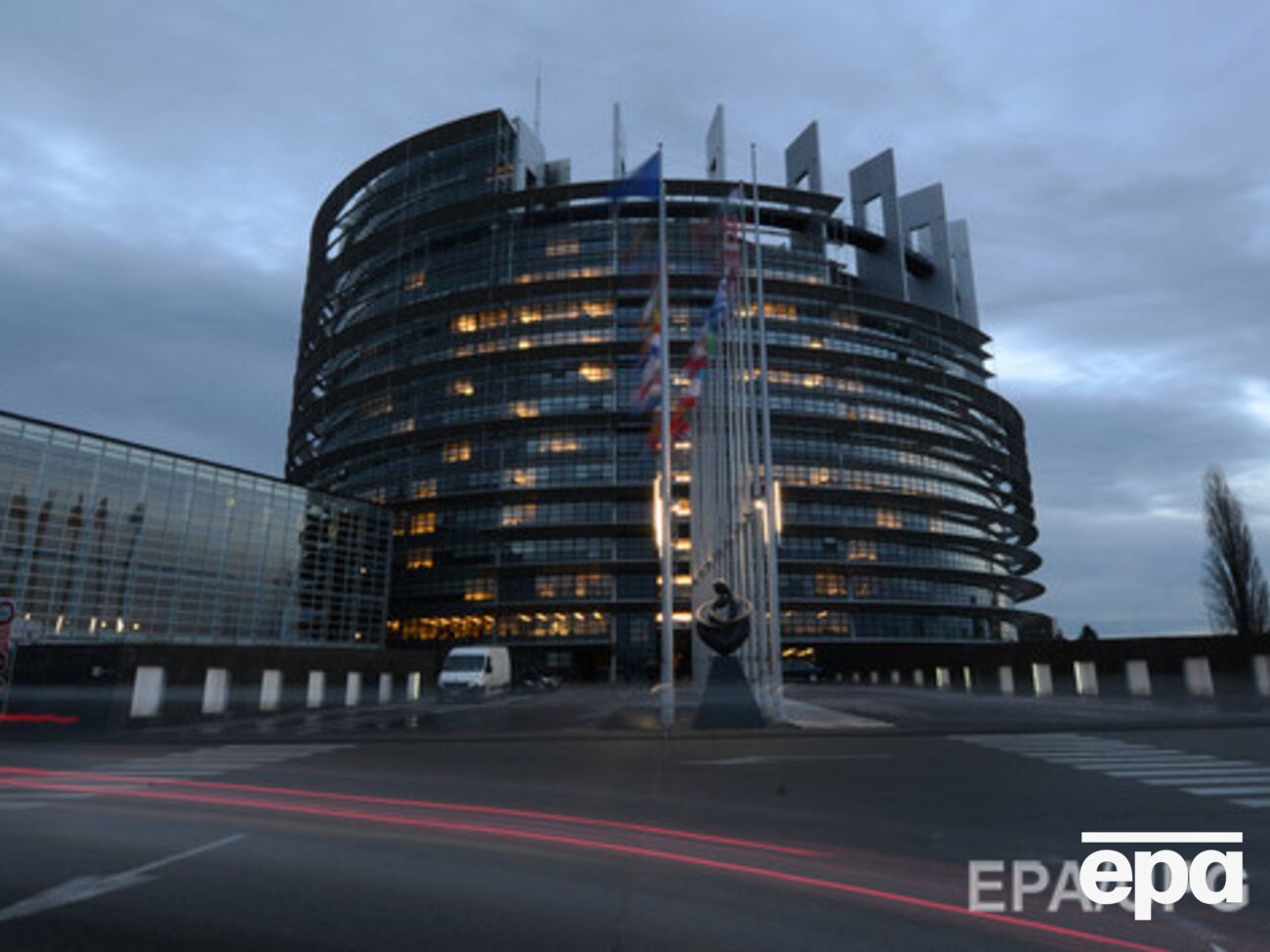 Комитет рекомендовал парламенту в целом принять выделение кредита на пленарном заседании 25 марта