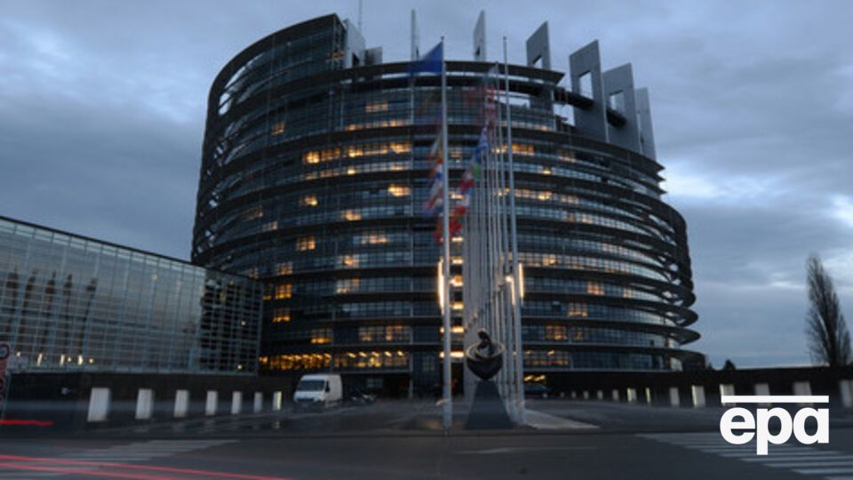 Комитет рекомендовал парламенту в целом принять выделение кредита на пленарном заседании 25 марта