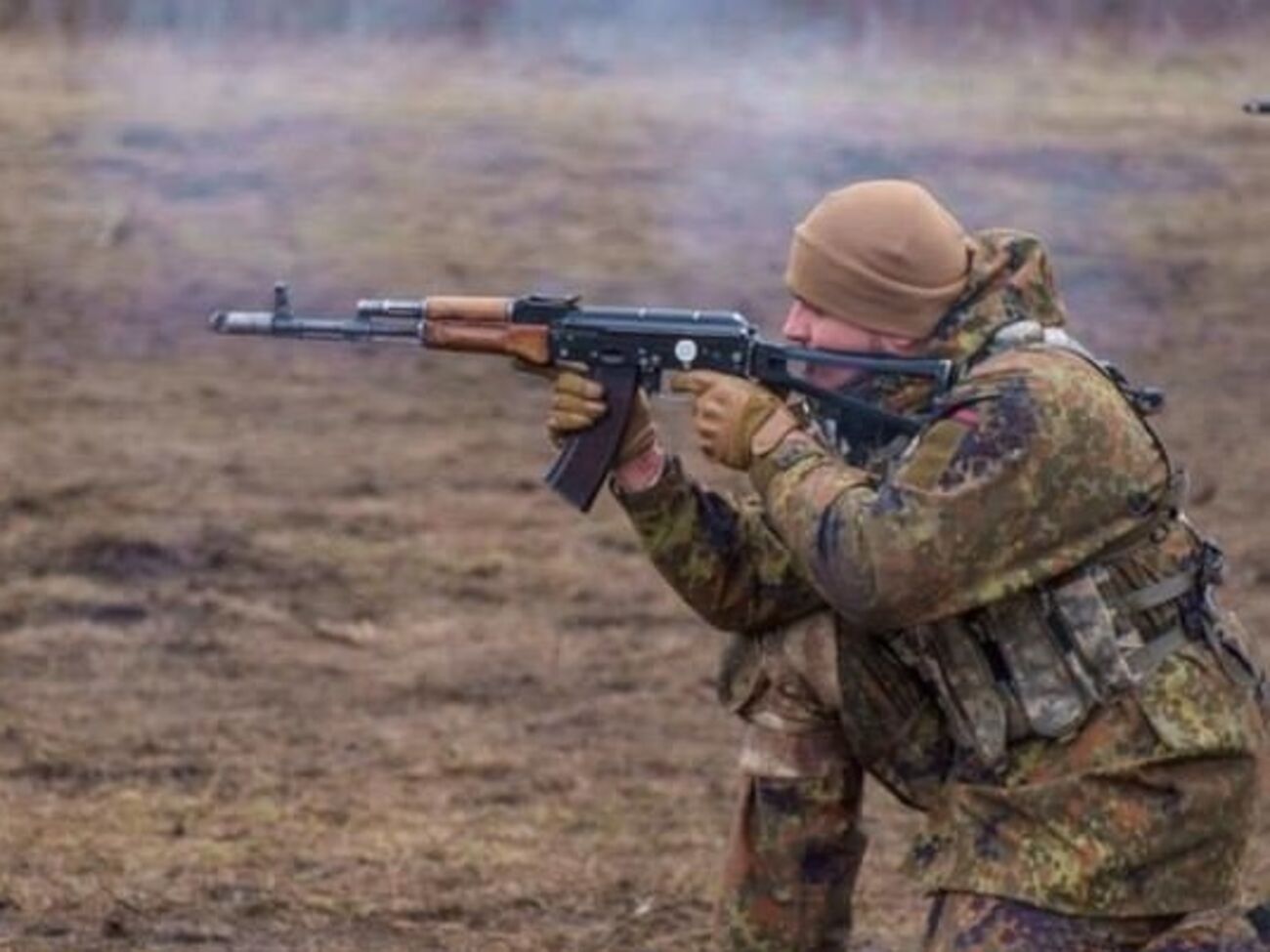 Под Мариуполем ведется бой
