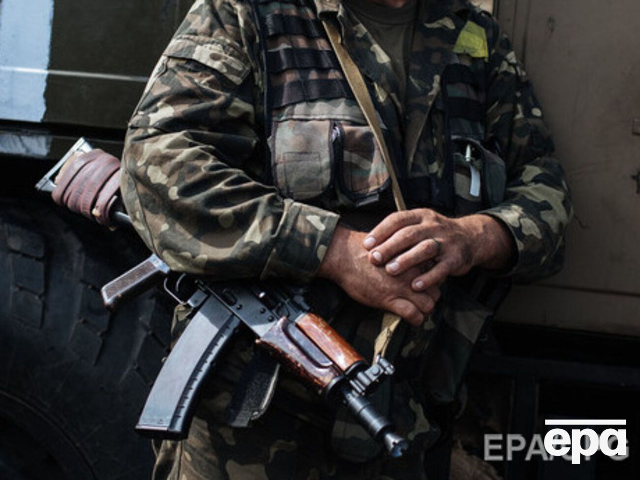 Военная прокуратура обвинила в дезертирстве бойцов батальона "Айдар"