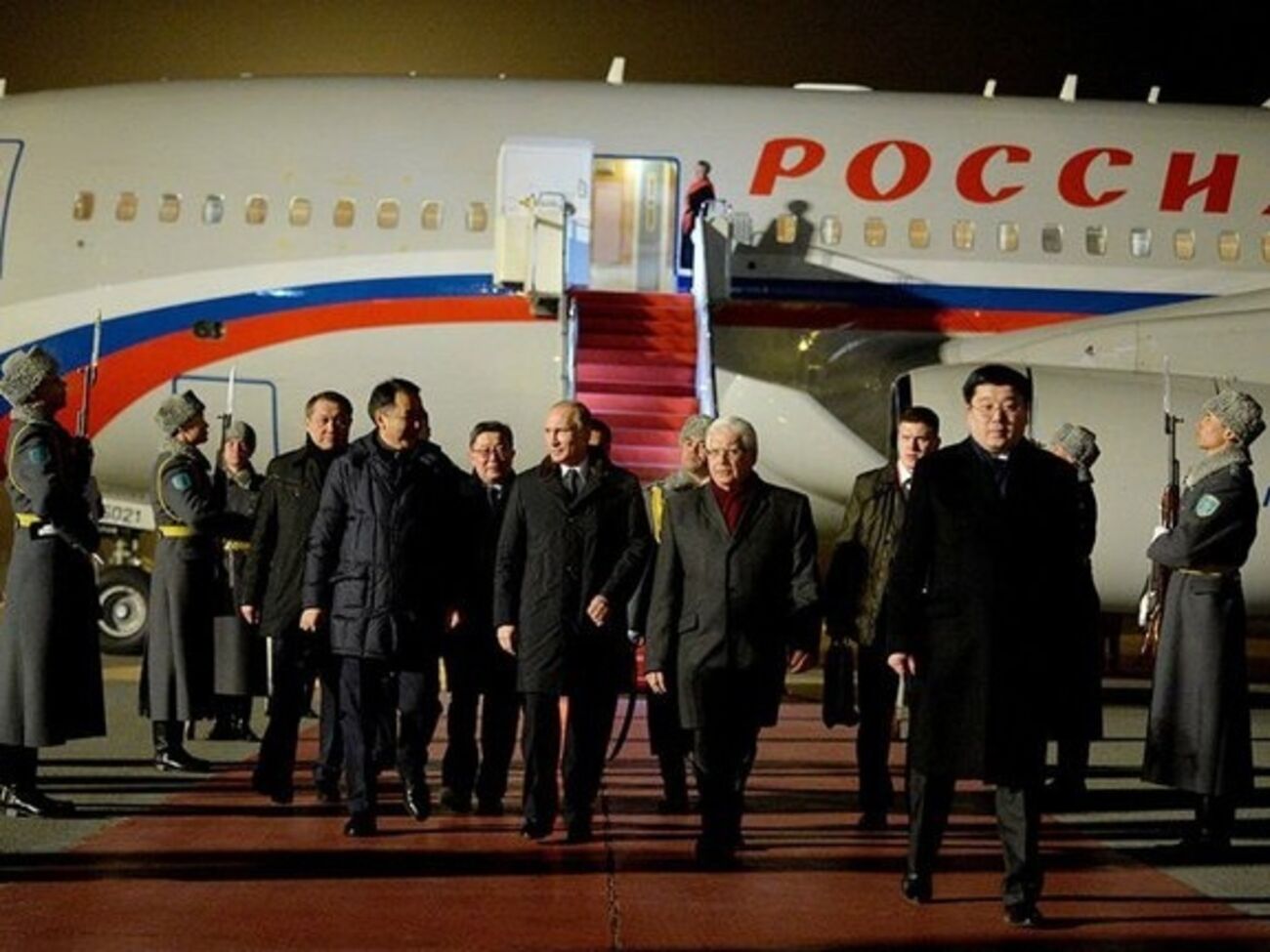 Путин прибыл в Астану