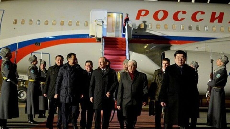 Путин прибыл в Астану