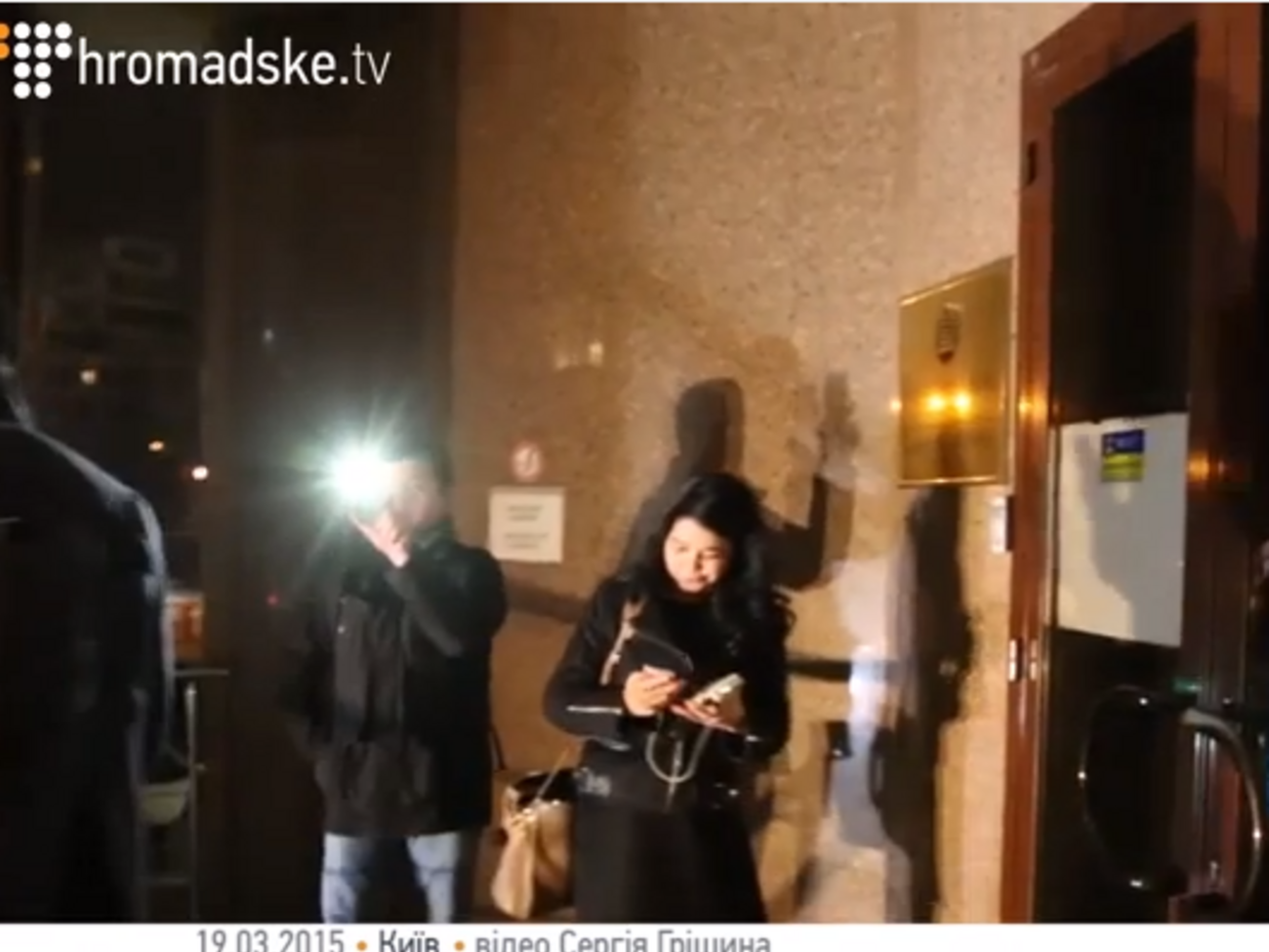 Игорь Коломойский забаррикадировался в здании