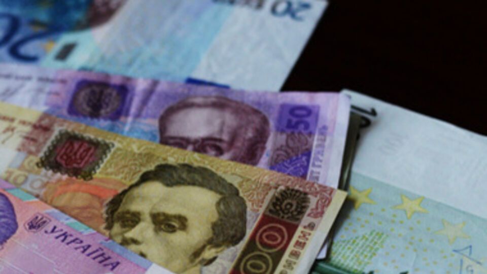 НБУ укрепил курс национальной валюты