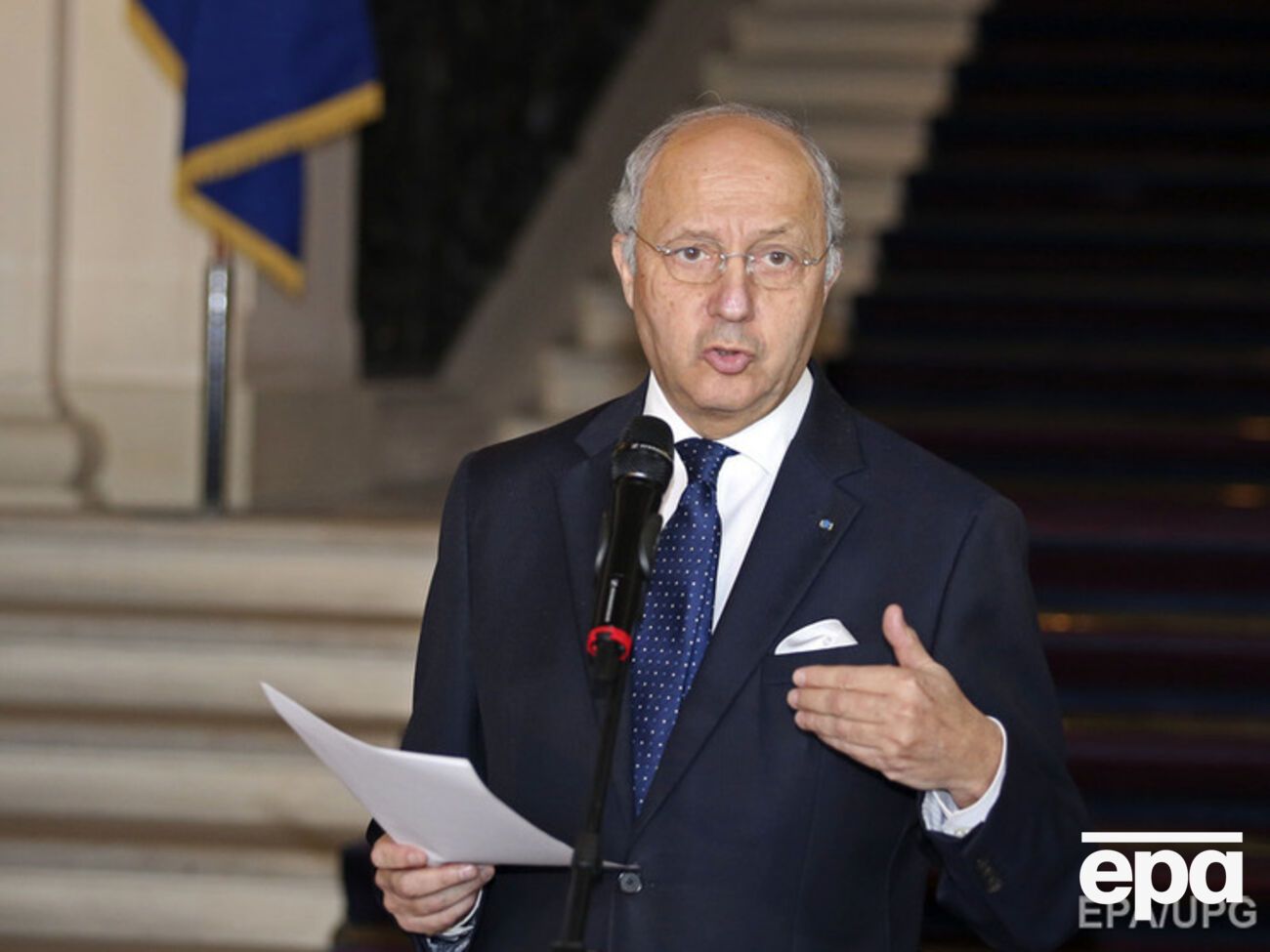 Фабиус: Нужно еще много работы для воплощения Минских соглашений, поскольку необходимо вывести российские войска, которые помогают сепаратистам