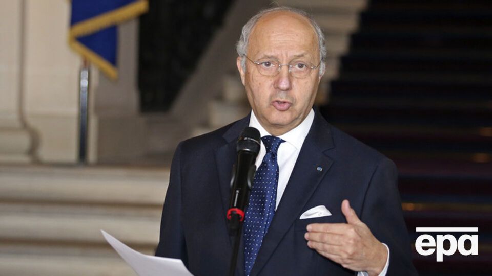 Фабиус: Нужно еще много работы для воплощения Минских соглашений, поскольку необходимо вывести российские войска, которые помогают сепаратистам