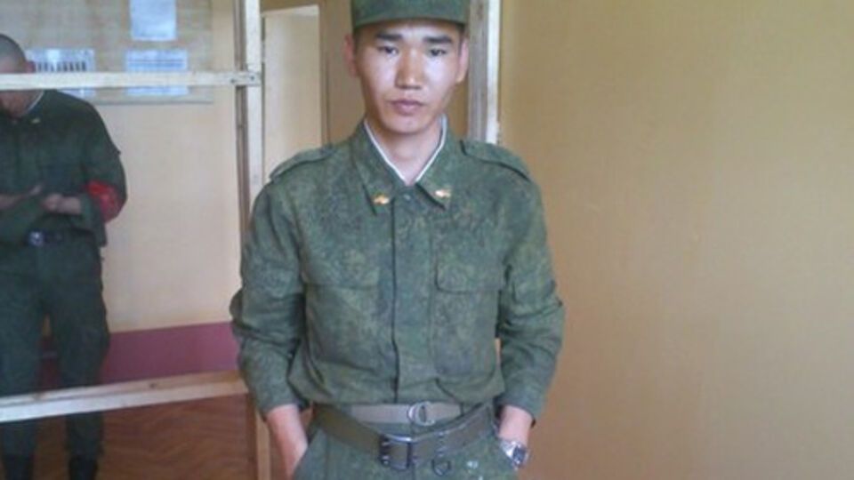 Батомункуев: По тем, кто прорывался из котла в Дебальцево, стреляли сразу на поражение