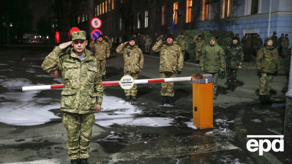 Милиционерам пообещали защиту главы МВД и премию за поимку за обнаружение судьи или депутата