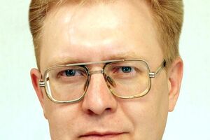 Бывшев: Такое впечатление, что они мои стихи спутали с "Майн Кампф" Гитлера