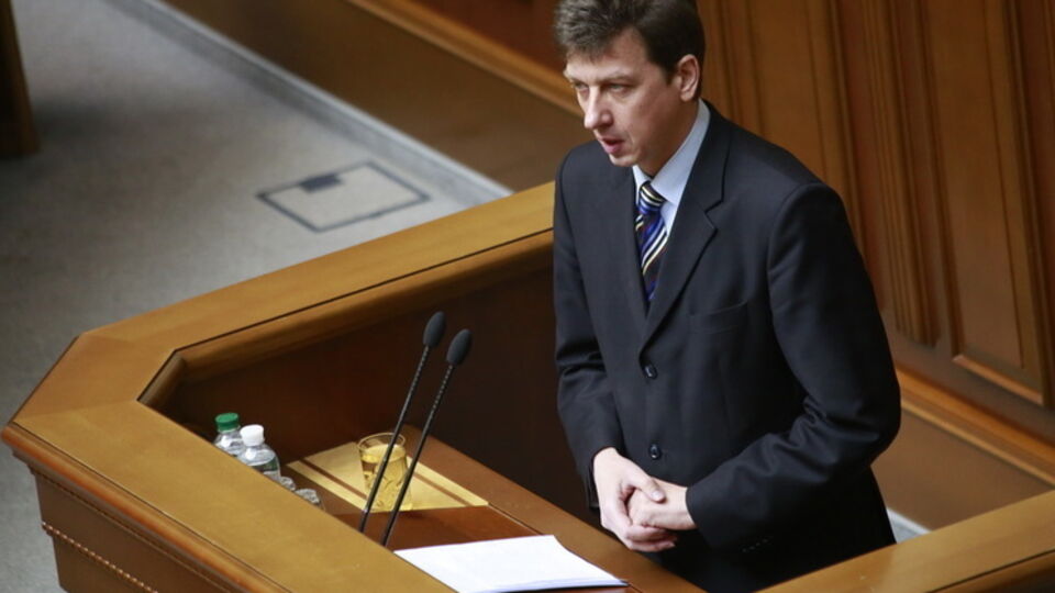 Доний считает, что власть занимается перераспределением активов, а не заботой о народе