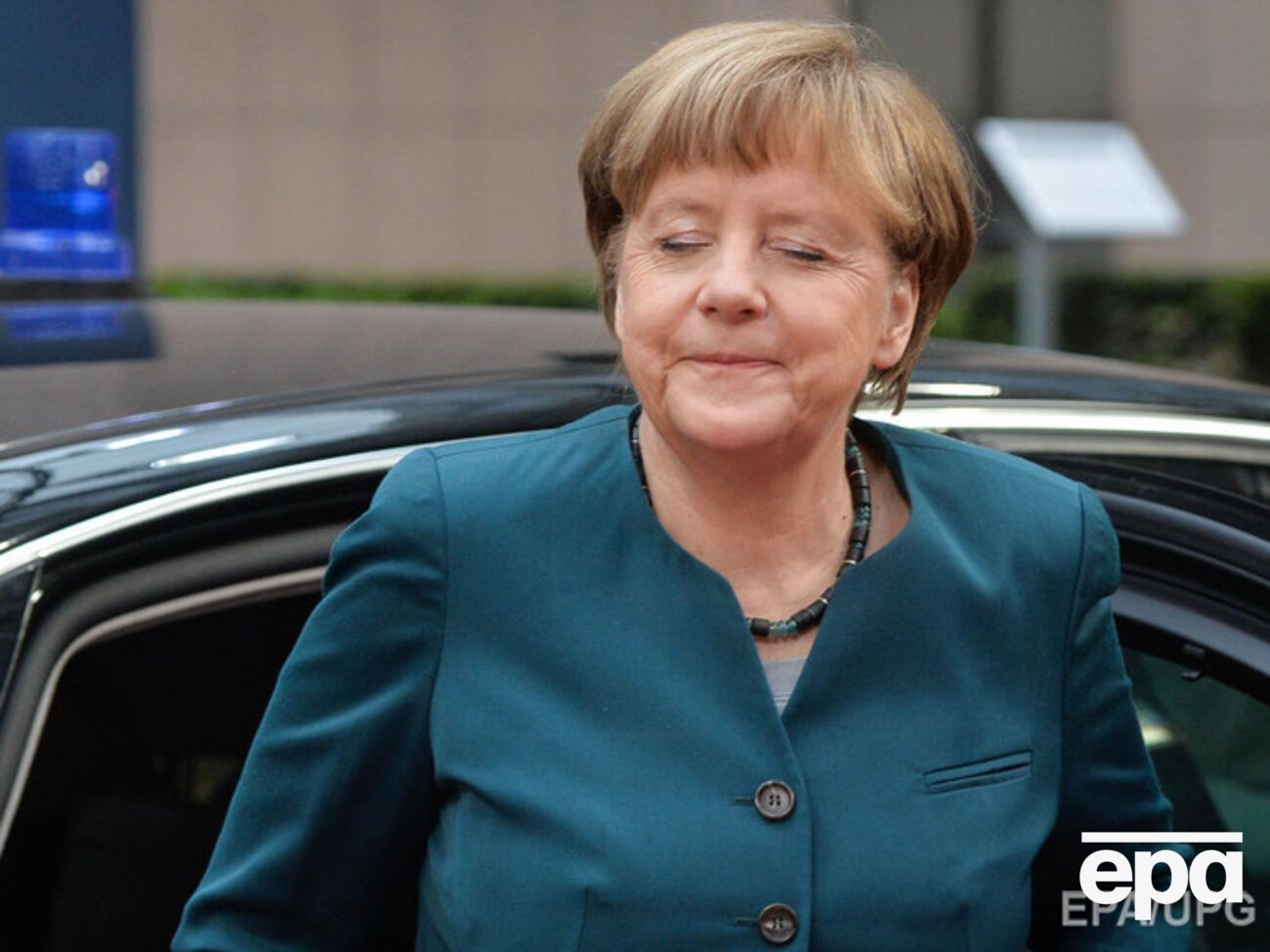 Меркель заявила что без реформ Греция дополнительных средств не получит