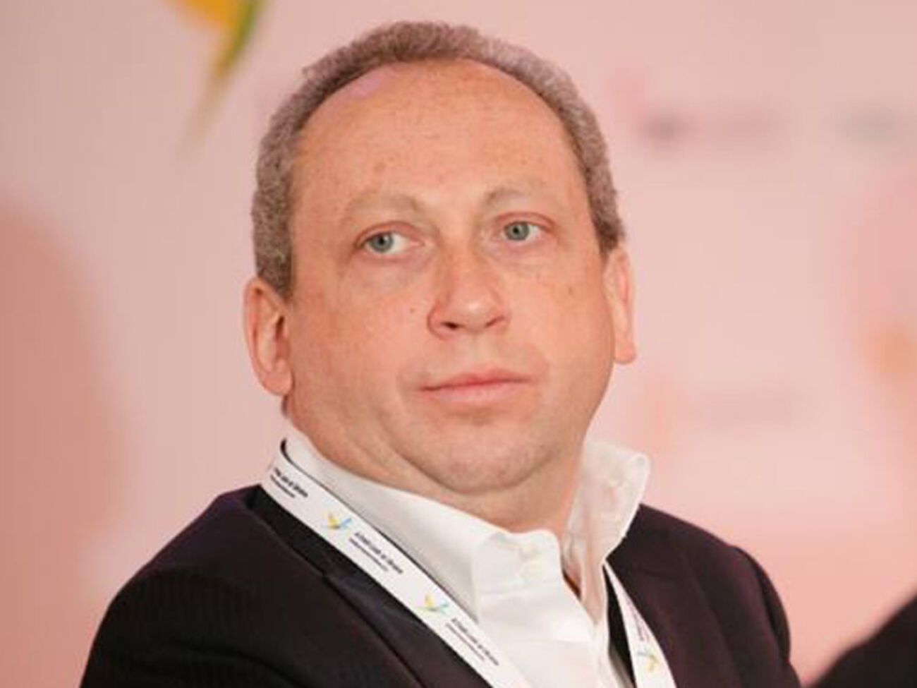 Слава Рабинович: Не знаю, когда окончится война, но Украине надо учиться жить как своим умом, так и своими силами