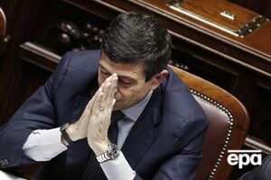Сам Лупи пока не числится среди фигурантов дела о коррупции