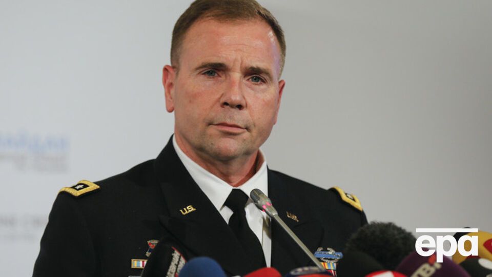 Ходжес: Вместо этого Вашингтон и его союзники должны использовать дипломатические средства для защиты суверенитета Украины и убедиться в крепости Альянса