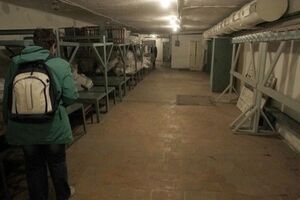 В Киеве обустроили подвалы под бомбоубежища
