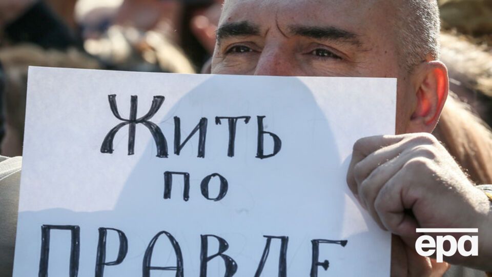 Основатель "Коммерсанта" Яковлев – российским журналистам: Перестаньте учить людей ненависти. Лучше огурцами на рынке торговать