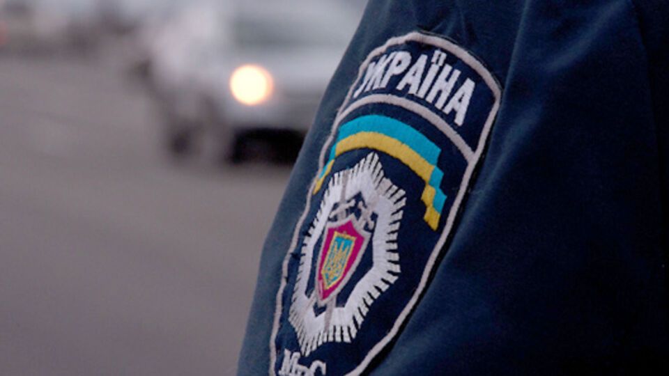 Правоохранители обнаружили в автомобиле гранаты и запалы