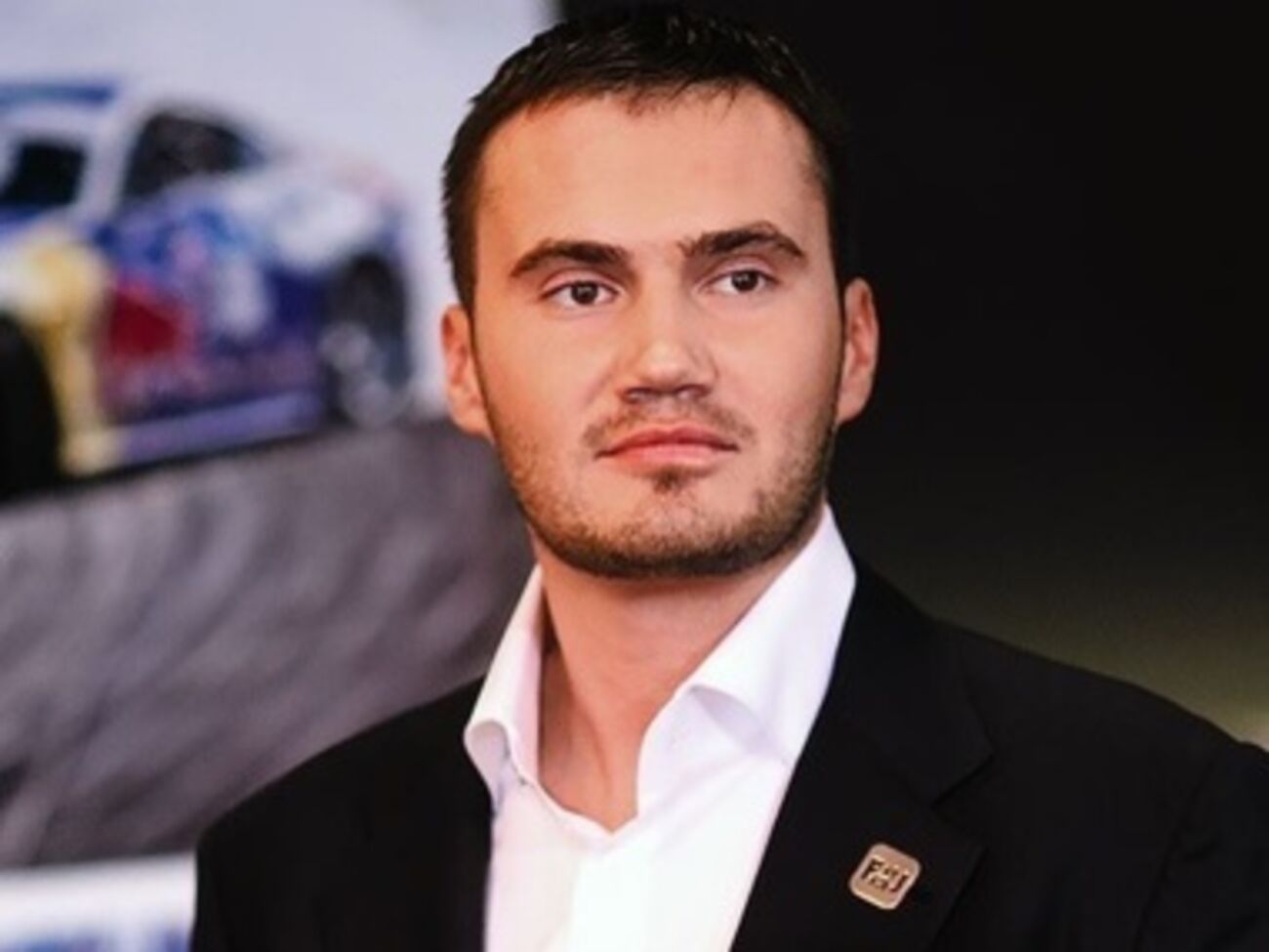 Виктор Янукович-младший утонул в Байкале с паспортом на фамилию матери Давыдов, заявила Соня Кошкина