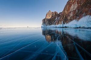 Среди тех, кто спасся из тонувшего автомобиля на Байкале, было четверо граждан Украины, заявили в МЧС РФ