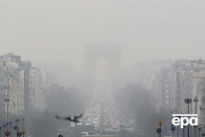 В Париже крайне сильная загрязненность воздуха вследствие интенсивного движения автотранспорта