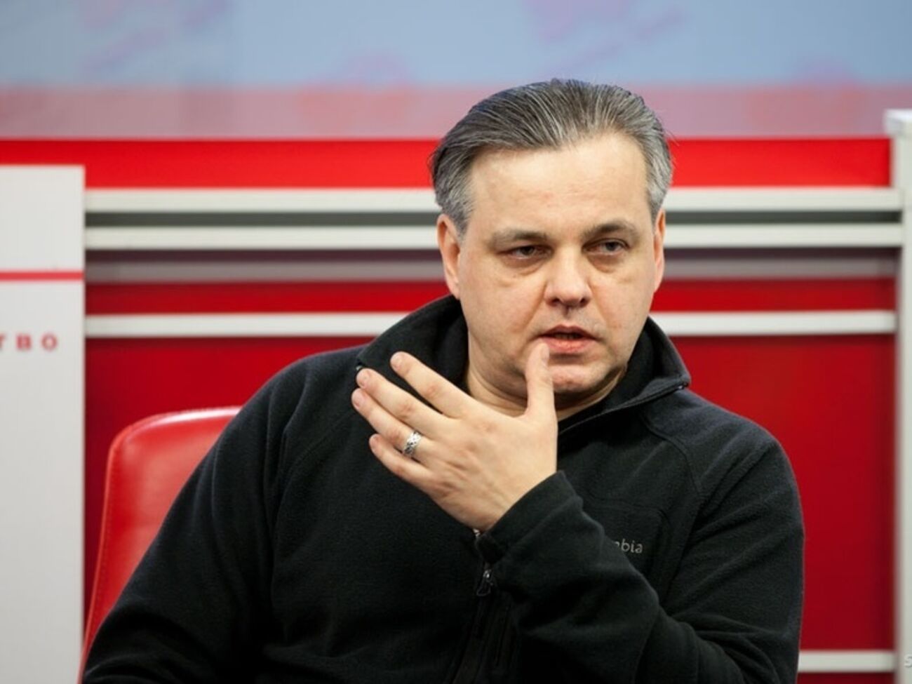 Рахманин: Частные армии олигархов не будут нести опасность, если люди, олицетворяющие власть, действуют в рамках закона