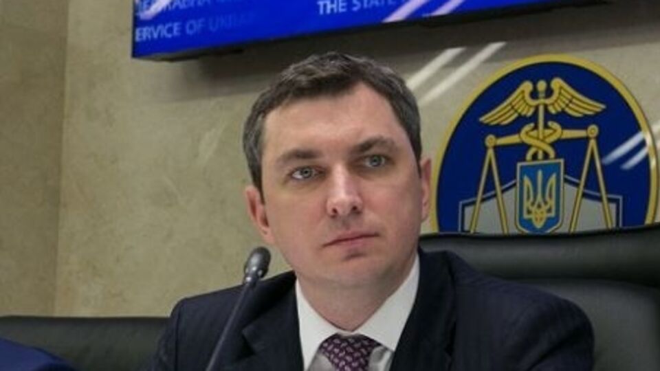 Билоус сложил полномочия главы Фискальной службы