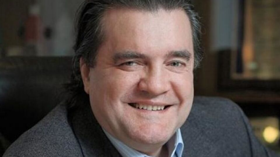 Дубинин считает, что кто-то хочет поссорить Порошенко и Коломойского