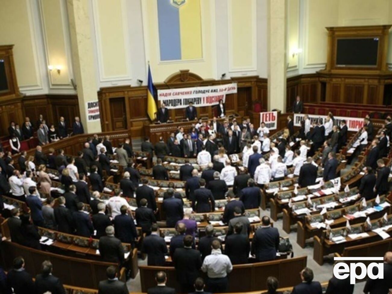 Настоящее постановление вступает в силу со дня, следующего за днем его опубликования