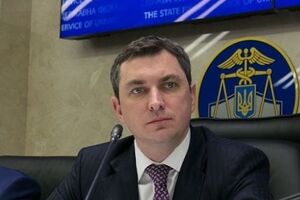 Билоус уволился с должности главы Государственной фискальной службы