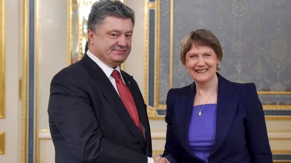 Порошенко и Кларк обсудили дальнейшее внедрение реформ в Украине и проведение конституционного диалога внутри страны
