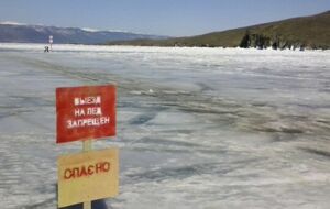 Александр Янукович: Брат слышал треск льда, но решил ехать дальше. Когда машина провалилась, он не смог выбраться с водительского места