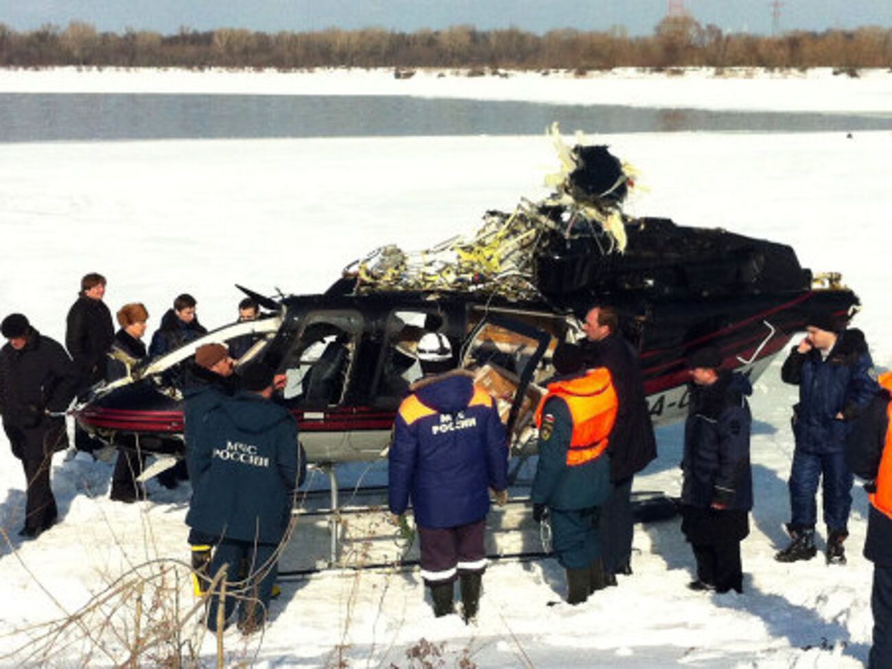 На Камчатке разбился вертолет. Двое людей погибли