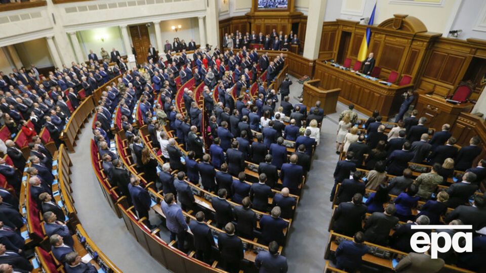 Вопрос о кадровых перестановках в Кабмине обсуждается, сообщил Парубий