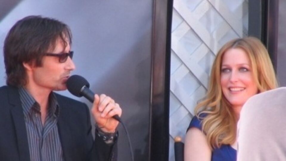 Запланированы шесть новых эпизодов "Секретных материалов"