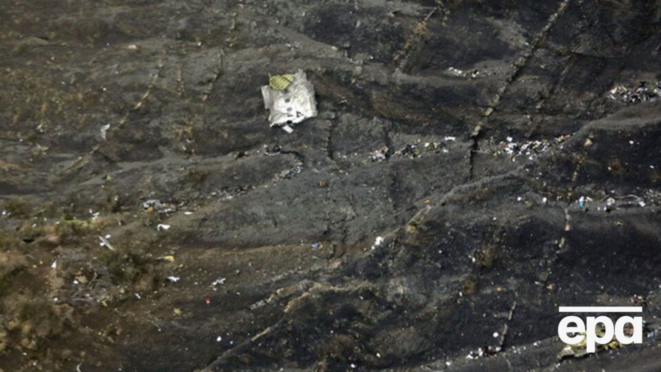 Крушение авиалайнера произошло в труднодоступной области