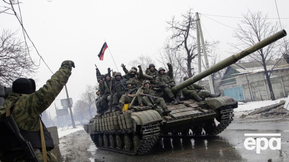 Россия продолжает усиленно снабжать боевиков