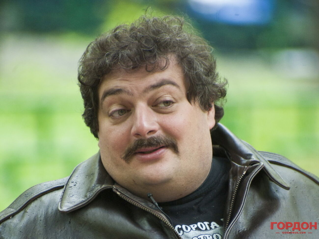 Быков: Гибридны все. Гибридность правит пир. И все-таки &ndash; иллюзий я не строю &ndash; приятно знать, что наш гибридный мир накроется беспримесной...