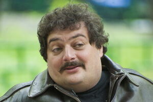 Быков: Гибридны все. Гибридность правит пир. И все-таки – иллюзий я не строю – приятно знать, что наш гибридный мир накроется беспримесной...