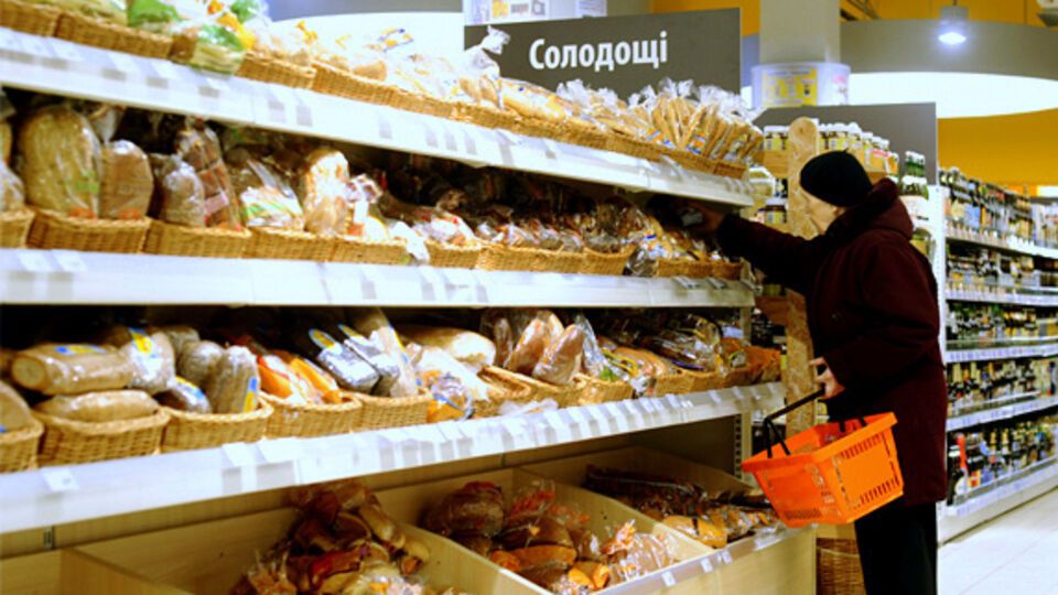 Магазинам порекомендовали снизить цены