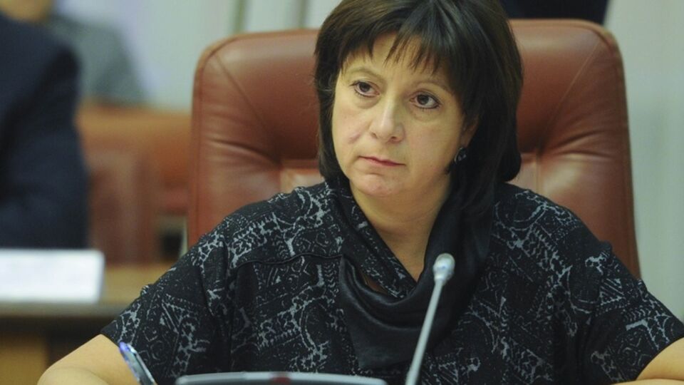 Яресько: Возможен такой сценарий, как мораторий на обслуживание внешних долгов страны