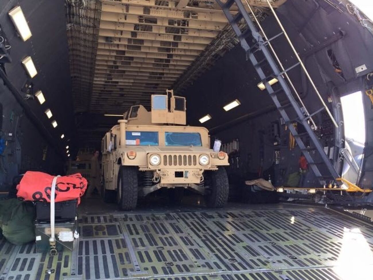 В Украину прибыли автомобили из США