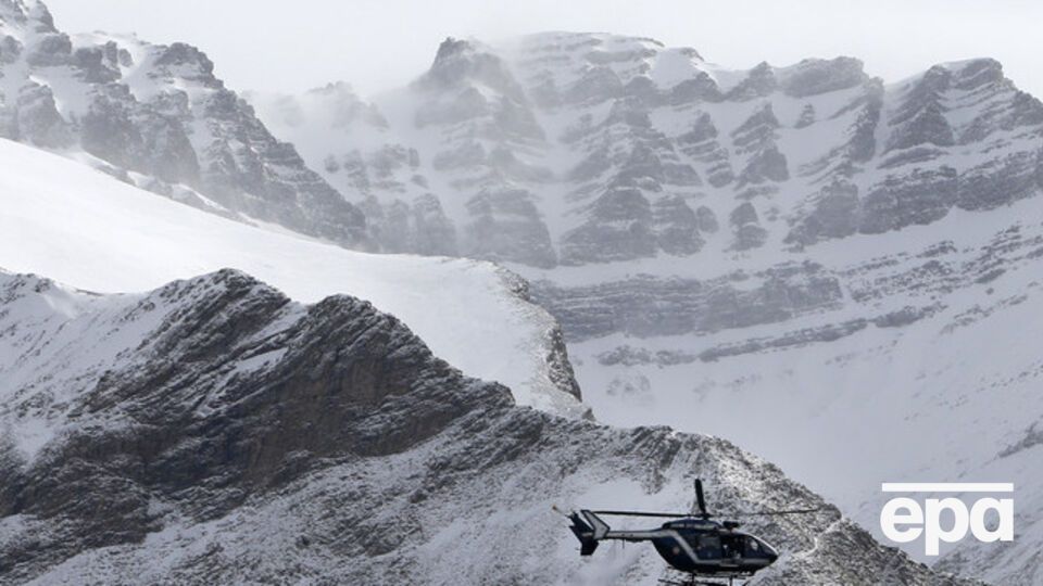 В Альпах обнаружили лишь корпус второго бортового самописца